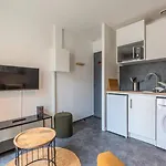 شقة Flat Near Parc Barbieux With Terrace Croix