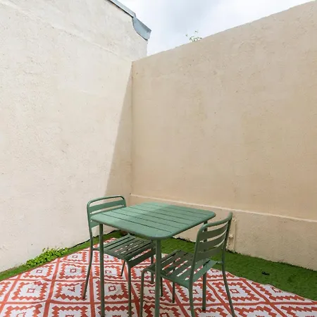 Апартаменты Flat Near Parc Barbieux With Terrace